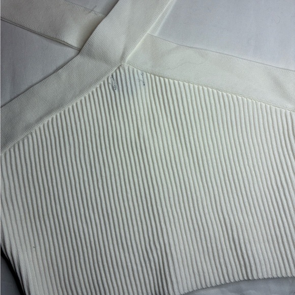 Debut Women’s White Ribbed Cross-Strap Crop Top Size Small - Picture 5 of 8